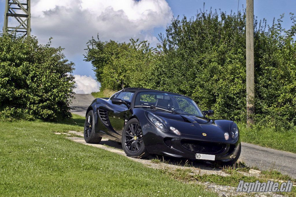 http://www.asphalte.ch/Auto/111RB/11RB-stat1-1024_2.jpg
