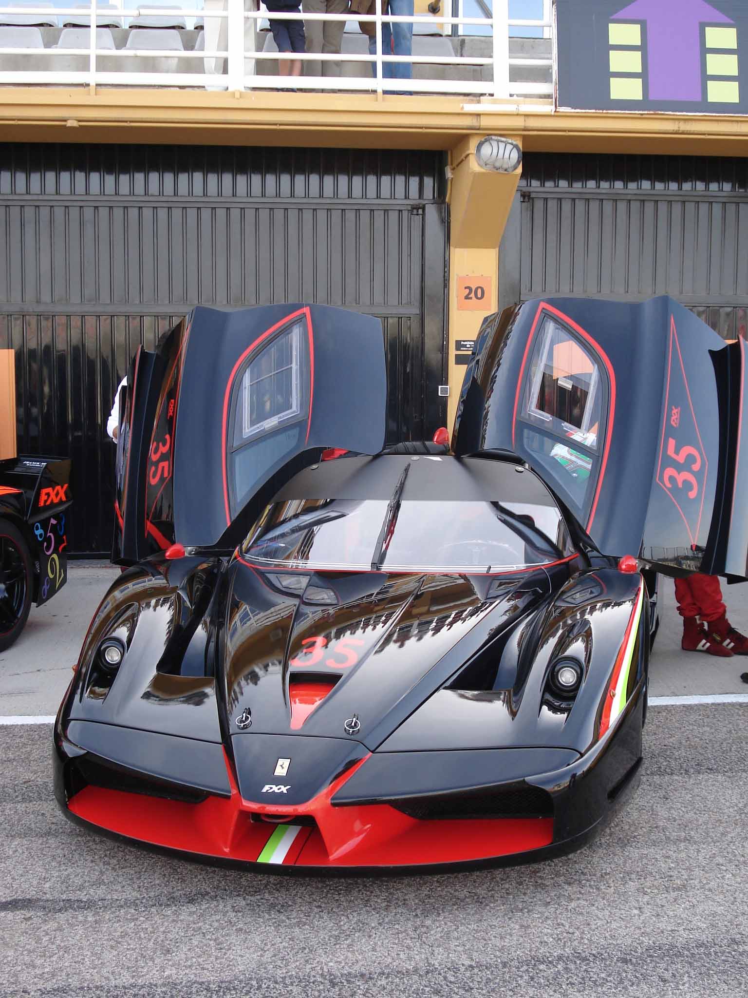 FXX 031 Valencia 2009 Low res.jpg