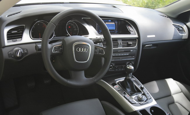 Essai Audi A5 Coupé intérieur