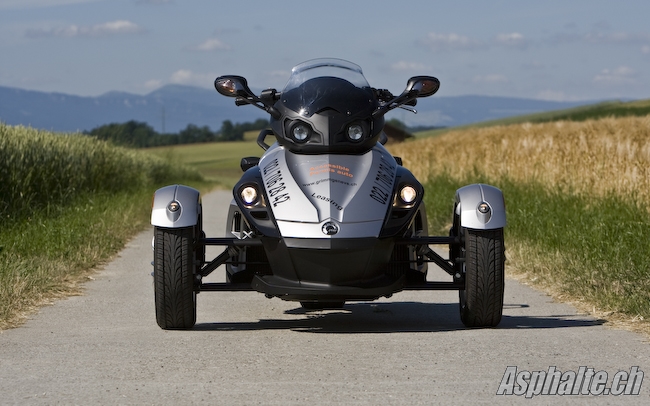 Essai Bombardier Can-Am Spyder