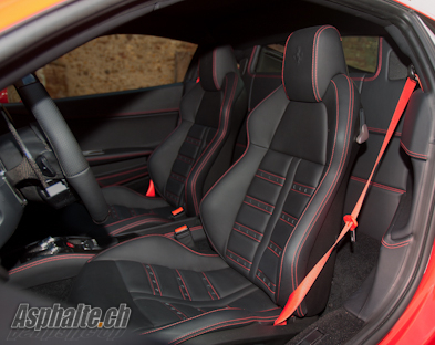 Ferrari 458 Italia interior daytona seats