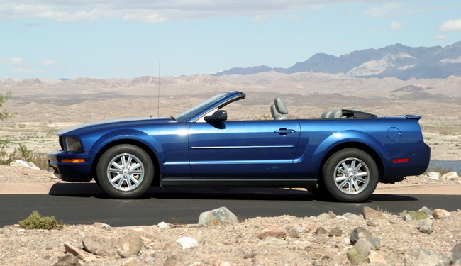 Essai Ford Mustang V6 Cabriolet