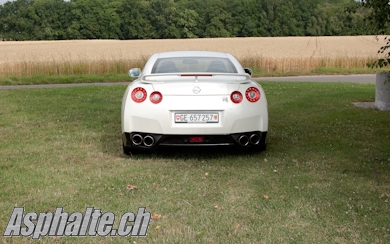 Essai Nissan GT-R 2009