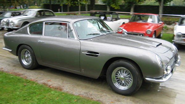 Aston Martin DB6 Britich Classic Car Morges 2005