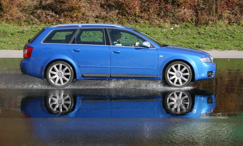 Audi S4 Avant B6 Bleu Nogaro 