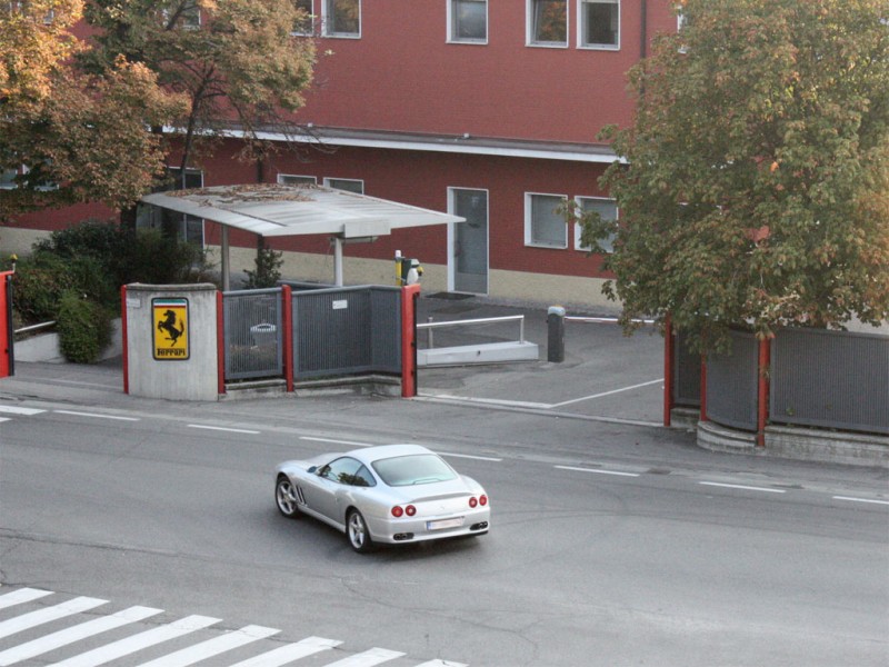 Ferrari-550-Maranello-Bernard.jpg