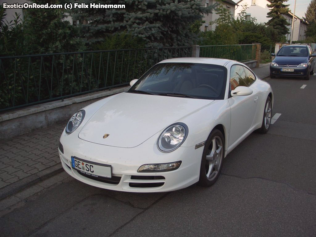 bild2005823193841718___Porsche997%20Carrera.jpg