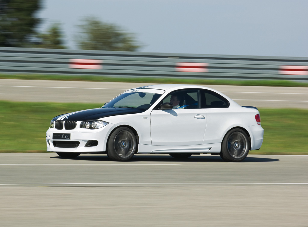 BMW-1-E82-tii-02-1024.jpg