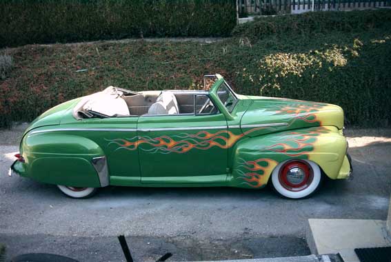 1946 Ford Convertible.jpg
