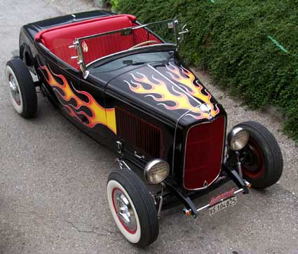 1932 Ford roadster highboy.jpg