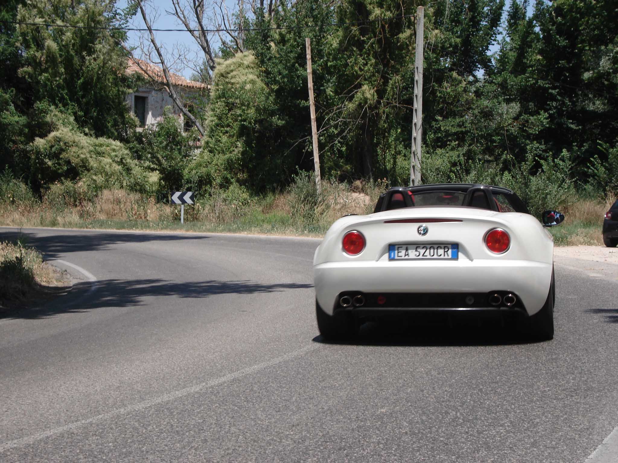 Alfa 8C Spyder  1.jpg