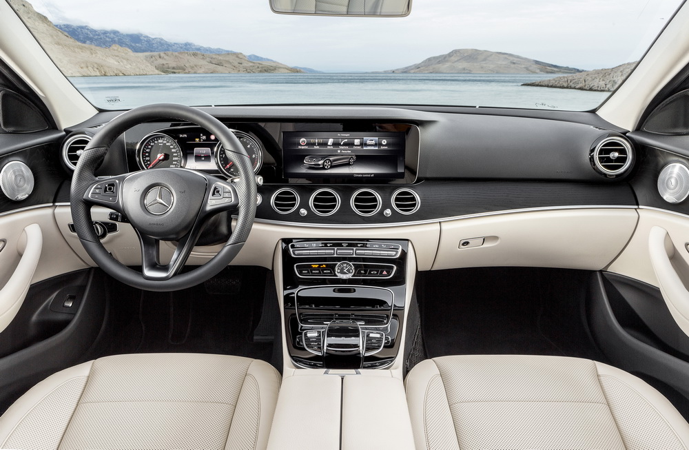 Mercedes Classe E W213: un air de famille –