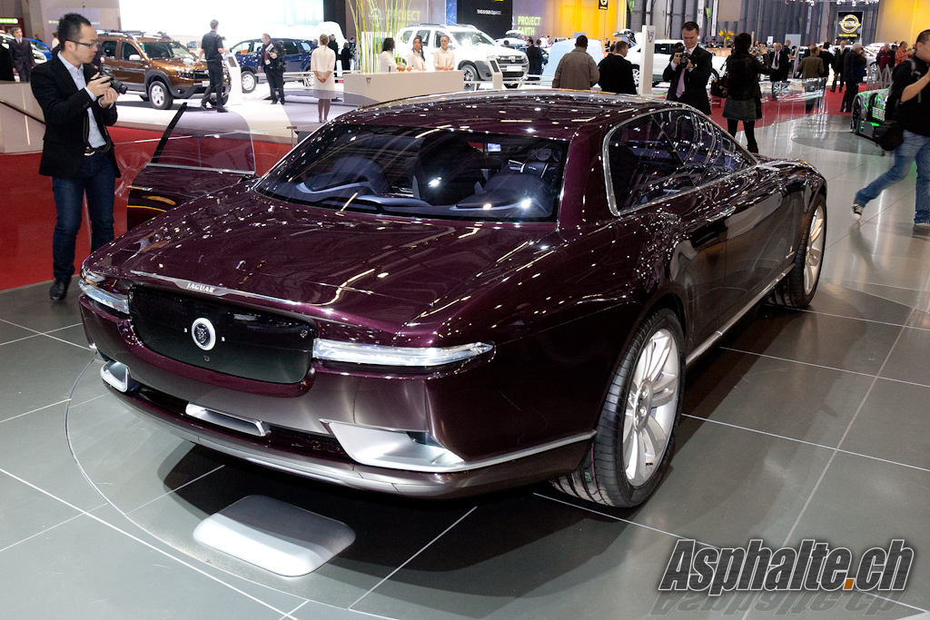 Bertone B99