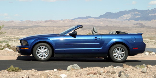 Essai Ford Mustang V6 Cabriolet