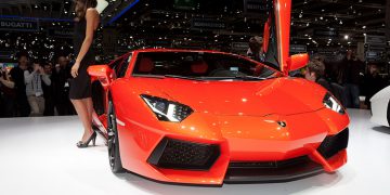 Lamborghini Aventador LP700-4