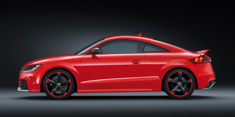 Audi TT RS plus Rouge Misano
