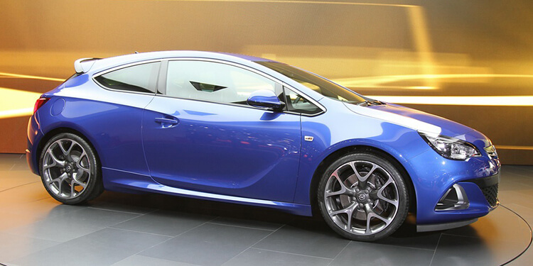 Genève 2012 Opel Astra OPC