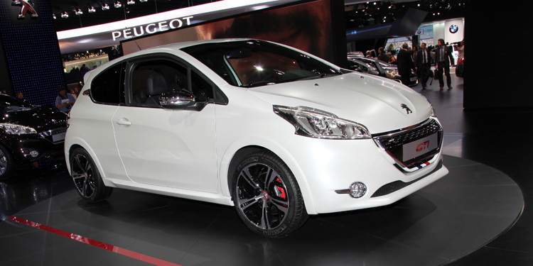 Paris 2012: Peugeot 208 GTI