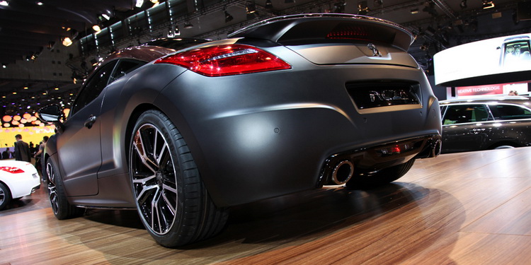 Paris 2012: Peugeot RCZ-R