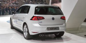 VW Golf GTE la GTI hybride