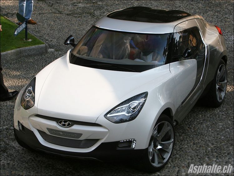 Hyundai Qarmaq, un concept de SUV sportif présenté au salon de Genève 2007.