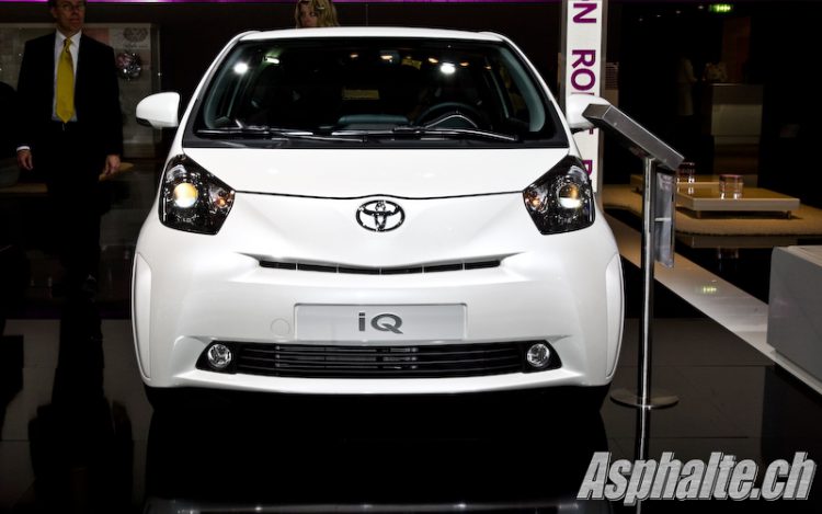 Toyota iQ