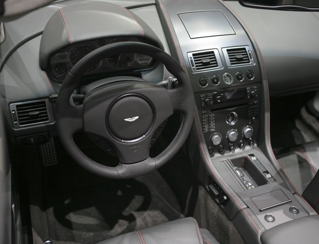 Aston Martin 