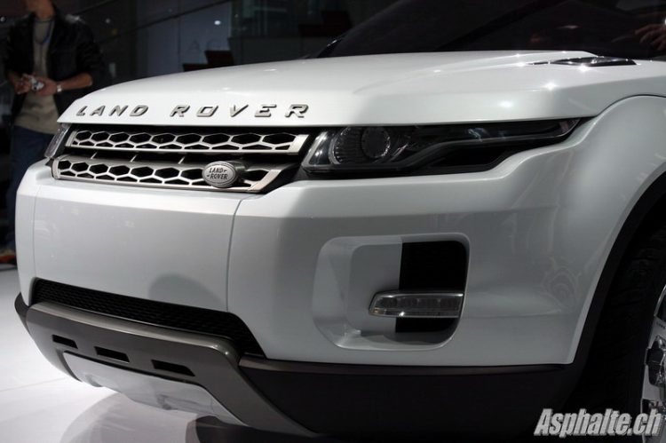 Land Rover LRX Concept