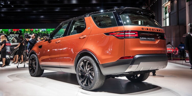 Paris 2016: Land Rover Discovery