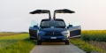 Tesla Model X Bleu Outremer portes Falcon