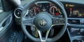 Alfa Romeo Giulia Veloce volant compteurs