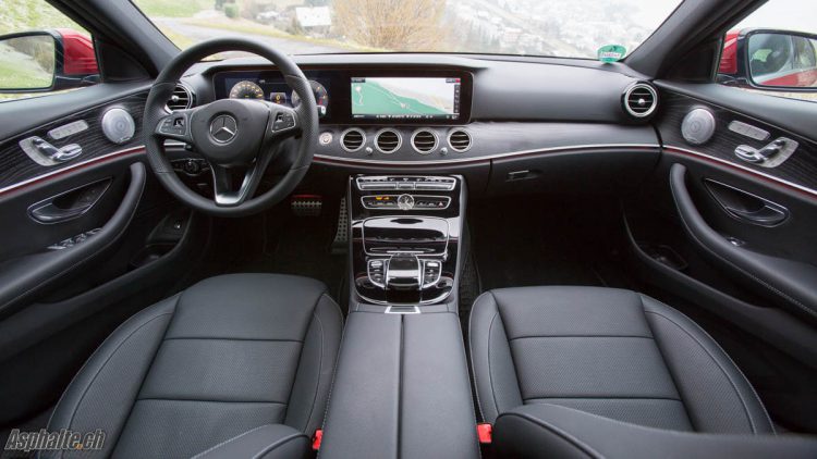 Essai Mercedes Classe E 350d intérieur tableau de bord