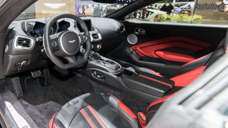 Aston Martin Vantage