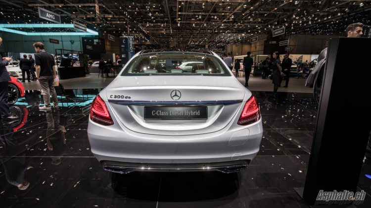 Mercedes C300de diesel hybride plugin