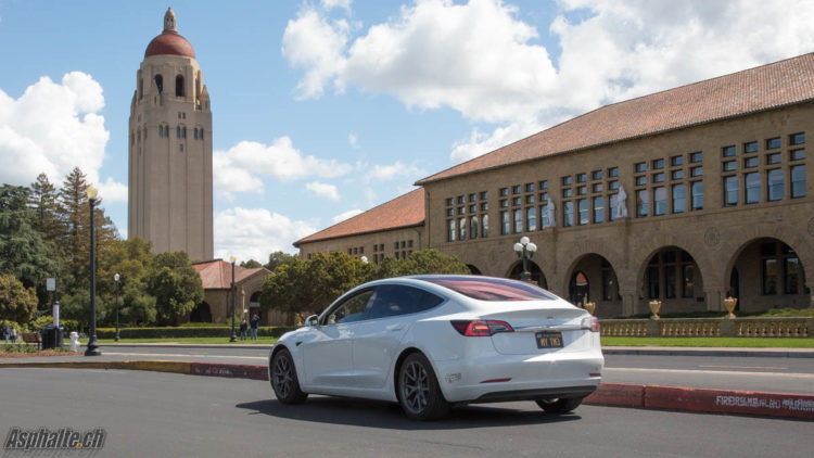 Test Tesla Model 3 Stanford University