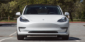 Tesla Model 3 blanc nacré