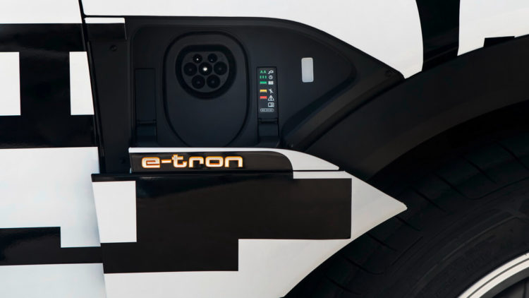 Audi e-tron prototype prise type 2