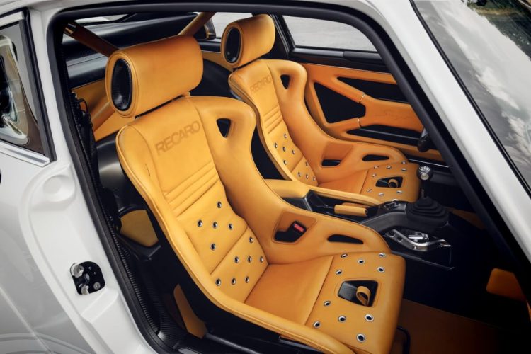 Singer DLS intérieur baquets Recaro