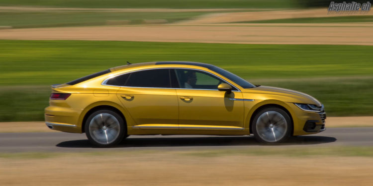 Essai Volkswagen VW Arteon R-Line Jaune Curcuma Yellow 2.0 TDI
