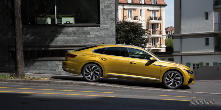 Volkswagen VW Arteon R-Line Jaune Curcuma Yellow
