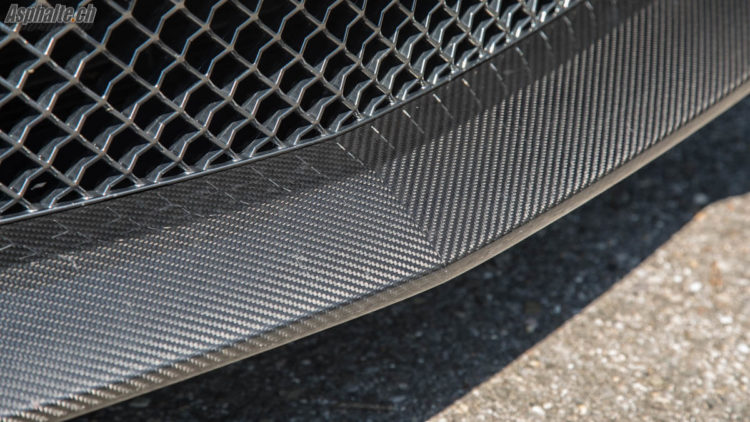 Cadillac CTS-V lame spoiler avant carbone