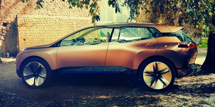 BMW Vision iNext Concept
