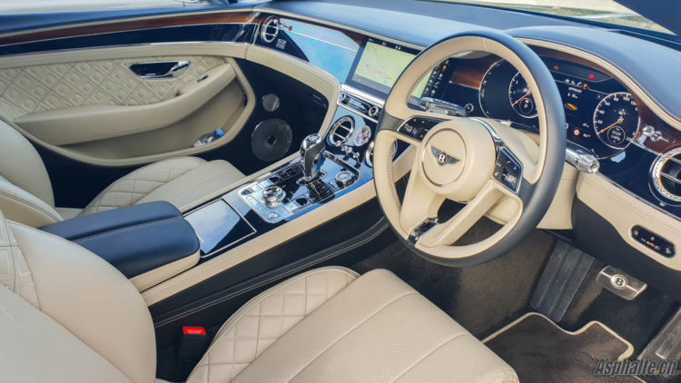 Essai Bentley Continental GT mk3 intérieur tableau de bord