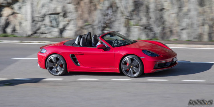 Essai Porsche 718 Boxster GTS 982 rouge carmin