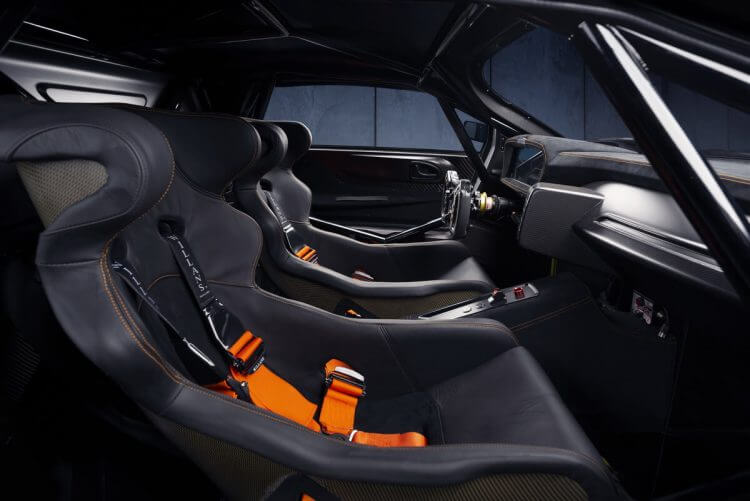 Brabham BT62 intérieur