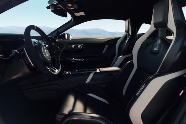 Ford Mustang Shelby GT500 intérieur Recaro