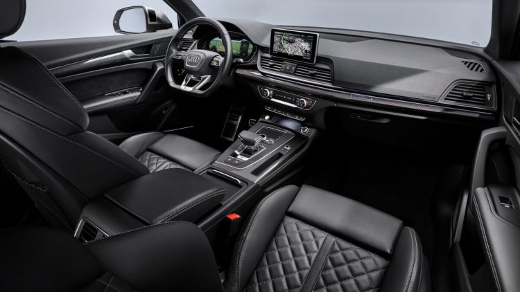 Audi SQ5 TDI intérieur 