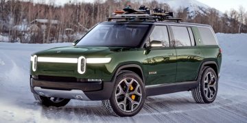 Rivian R1S