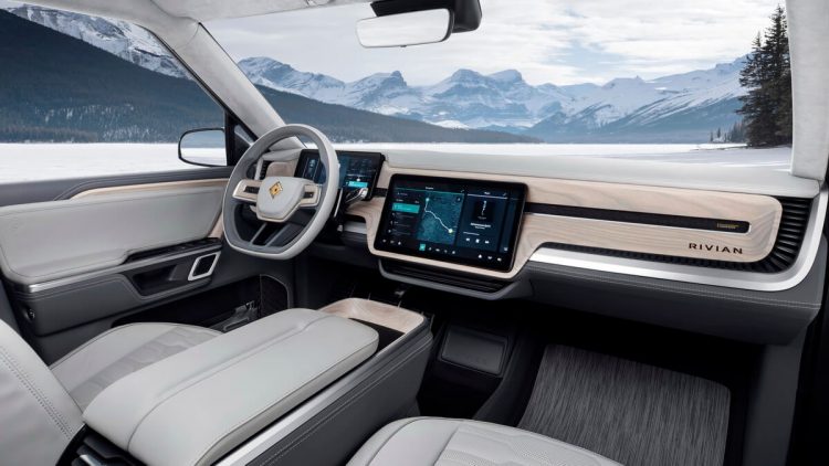 Rivian R1S intérieur tableau de bord