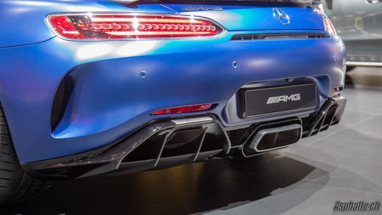 AMG GT-R Roadster Bleu diffuseur arrière